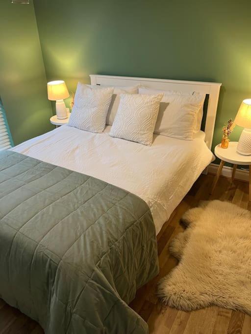 Cosy 2 Double Bed Apartment Swords Buitenkant foto