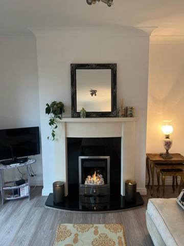 Cosy 2 Double Bed Apartment Swords Buitenkant foto