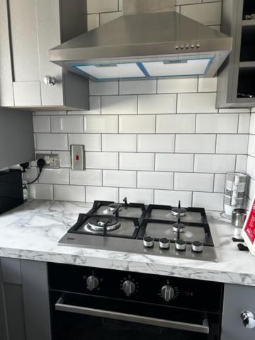Cosy 2 Double Bed Apartment Swords Buitenkant foto